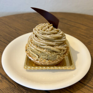 和栗のモンブランタルト