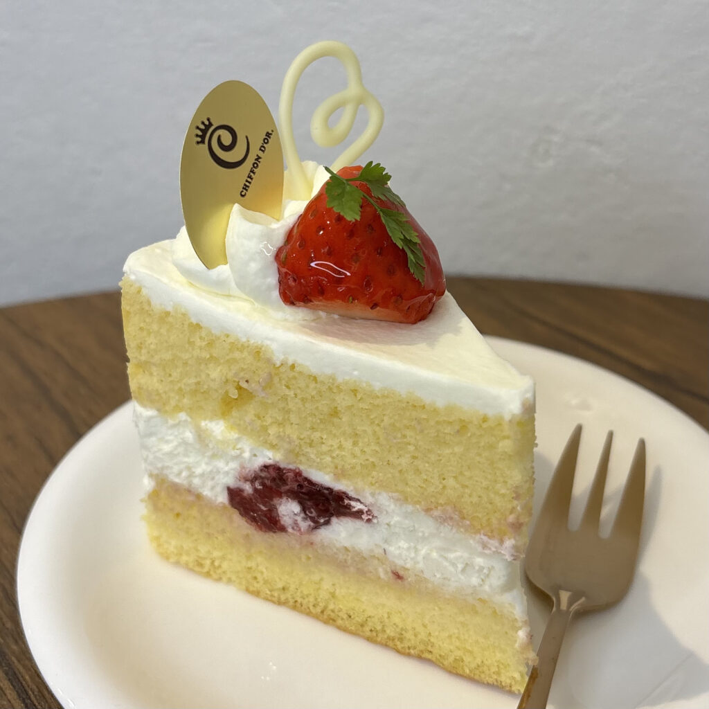 苺のショートケーキ（カット）